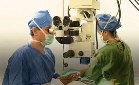 The Best Cataract Doctors in Mumbai